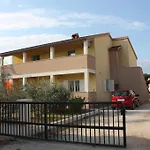 Mladenka Apartment Pula