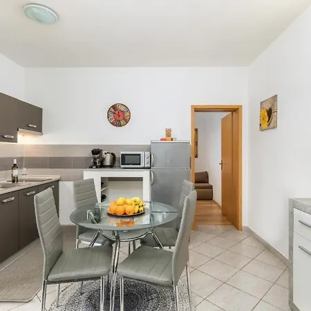 Apartamento Mladenka *