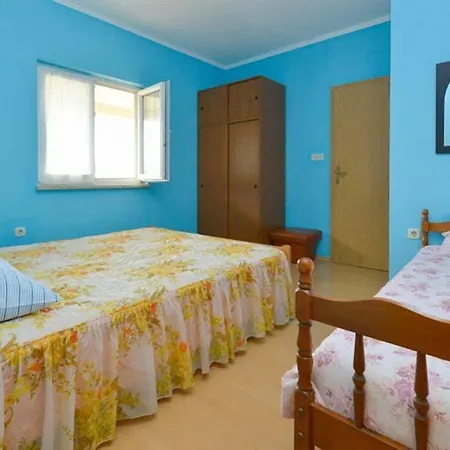 And Mladenka Appartement *