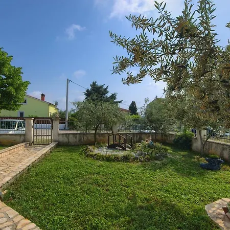 شقة Apartment And Holiday Home Mladenka