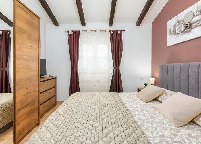 Apartamento Mladenka *