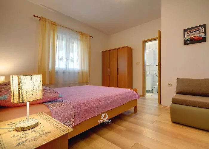 Mladenka Apartamento *