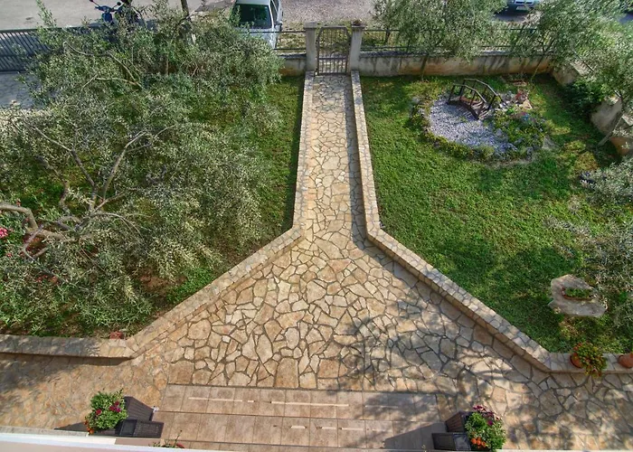 Mladenka Apartamento Pula