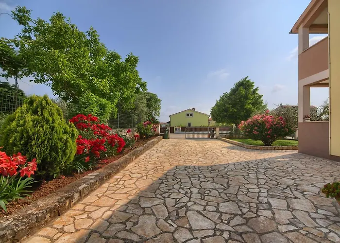 Mladenka Апартаменты *